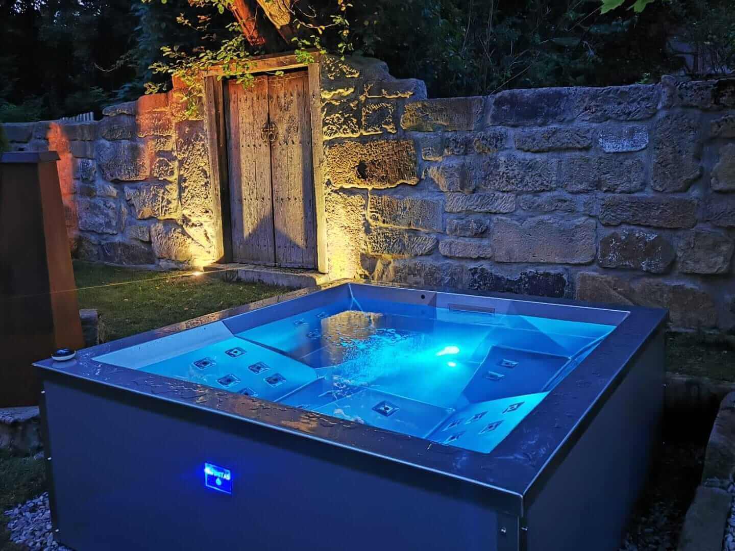 whirlpools bayern pool image